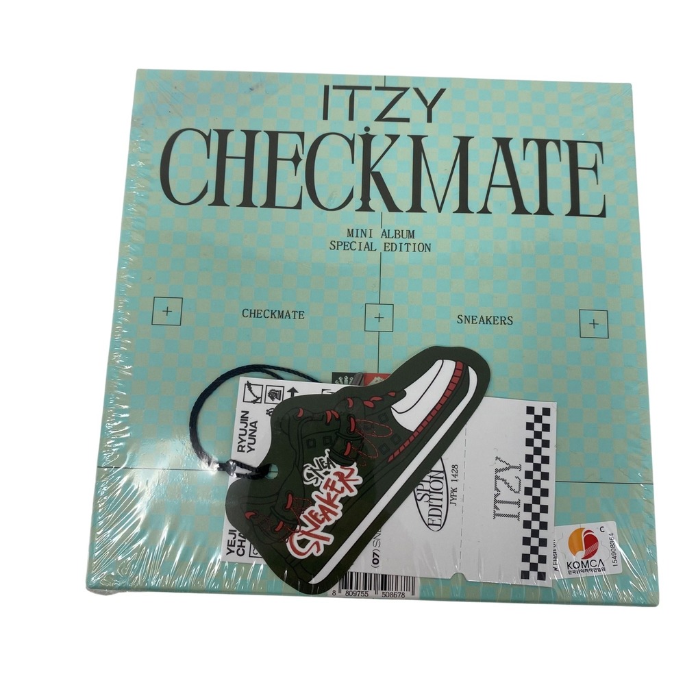 ITZY Checkmate Mini Album Special Edition Sneakers K-Pop CD JYP Entertainment‎